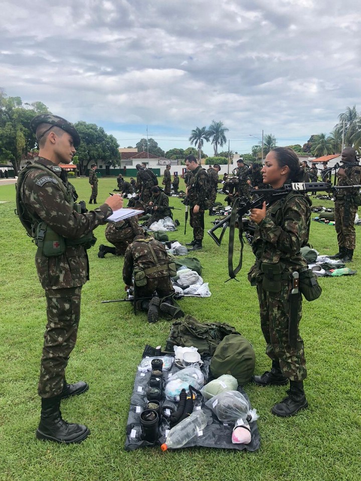 Batalh O De Infantaria Motorizado Militares Realizam O Est Gio De