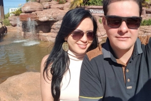 Sara Carvalho e seu esposo Marcelo