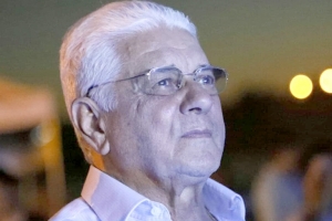JOSÉ  ELIAS
