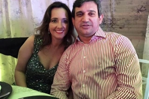 Celso Aparecido Paulino de Aguiar e sua esposa Lília Brandão