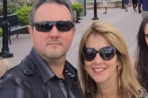 Dr. Edmar Rodrigues de Souza Júnior e sua esposa Márcia Helena Leonel