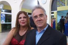 Jesus-e-Tininha-leia-se-Bar-Quarto-Crescente