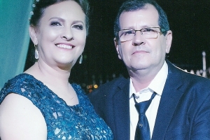 Oficial de Justiça Darley Chaves e sua esposa Lia
