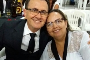 Genilson José de Assis e Rosângela Maria de Souza Assis.
