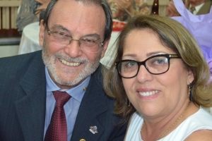 Dr. José Luiz Lauro e sua esposa Du Carmo