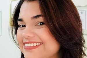Dra Denise Gomes Teixeira