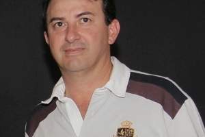 Dr Antonio Bueno