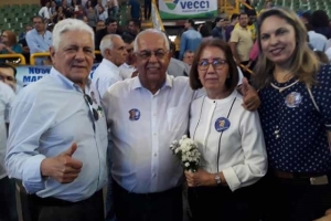 com os pais do governador Zé Éliton