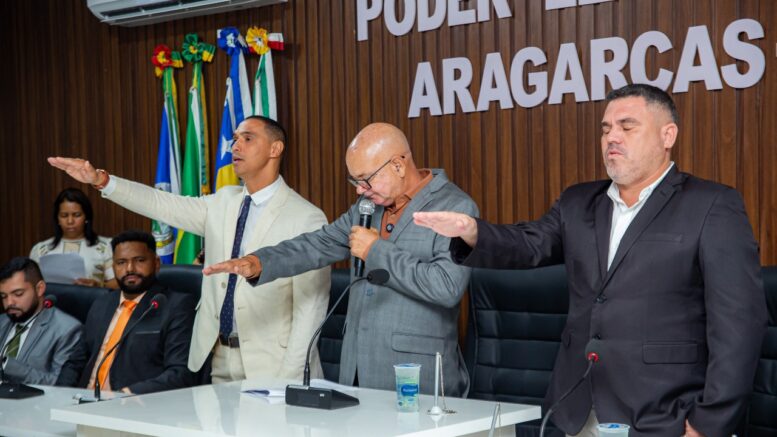 Em Aragarças Ricardo Galvão toma posse para segundo mandato